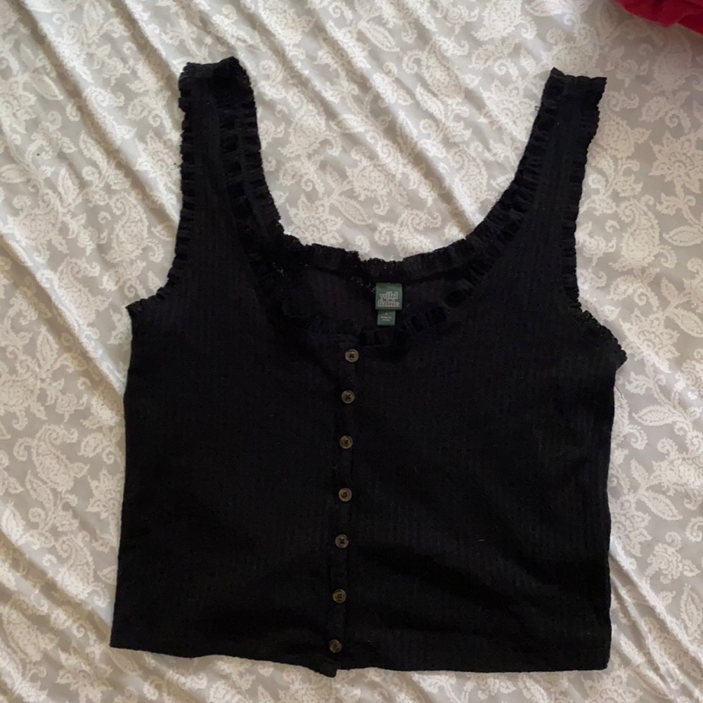 Black button front crop top (L)
